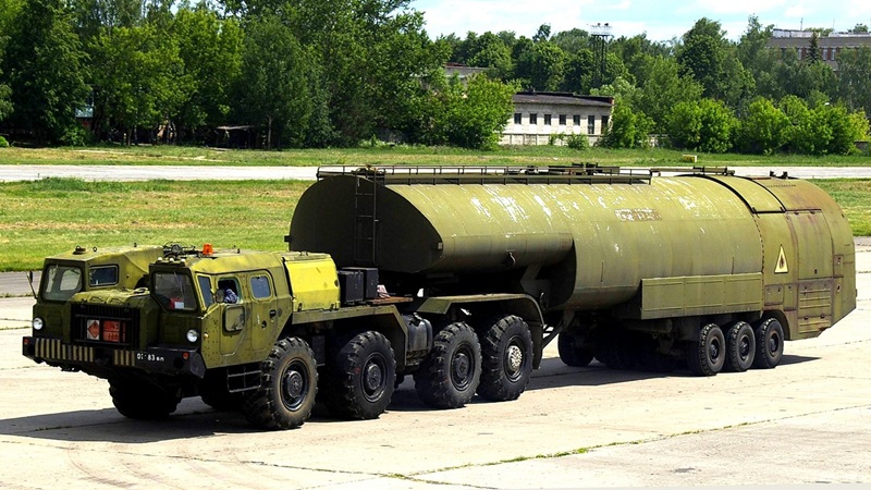МАЗ-74103